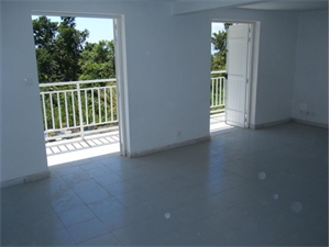 duplex-triplex à la location -   97490  BOIS DE NEFLES, surface 90 m2 location duplex-triplex - UBI477865667